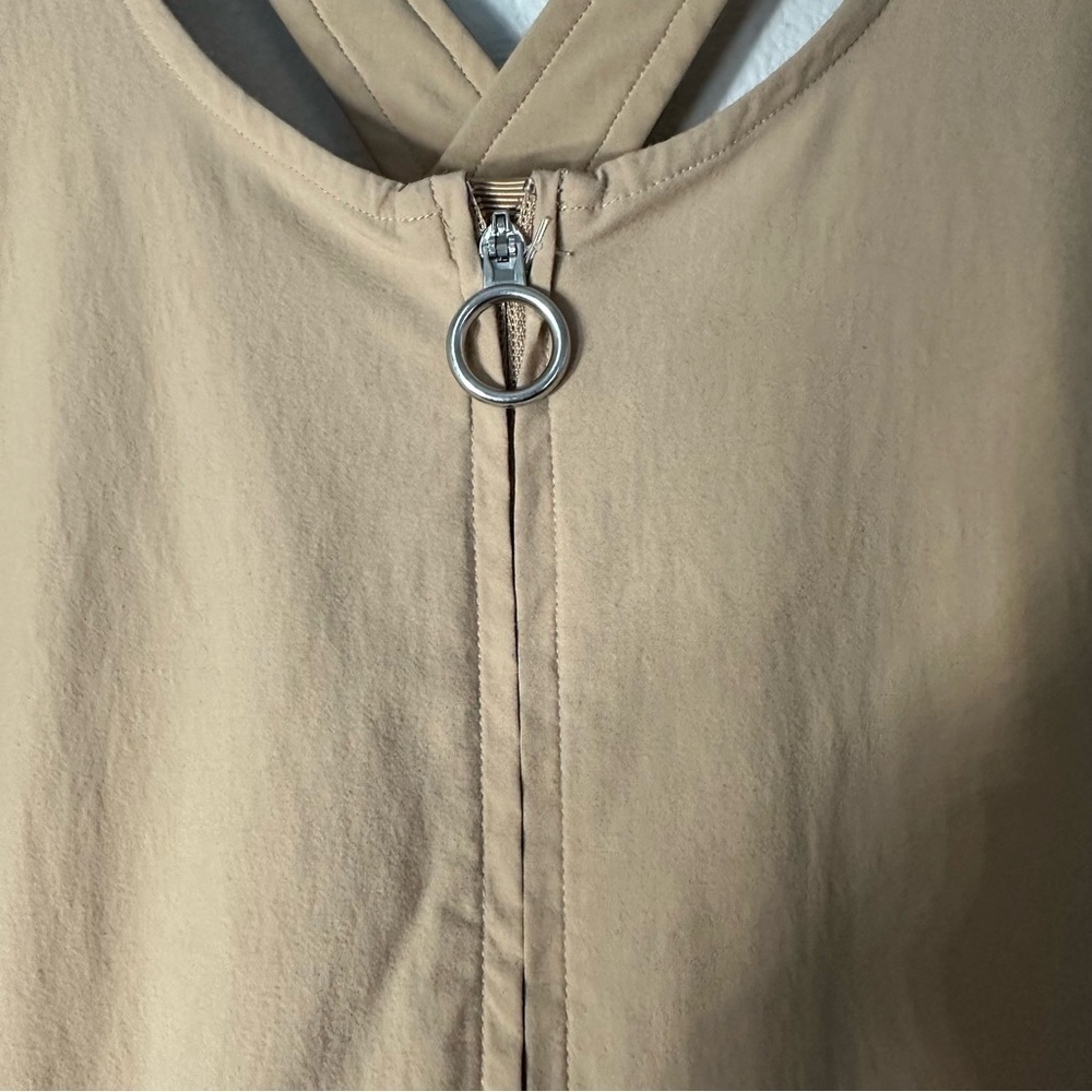 Lululemon women’s jumpsuit - Picture 9 of 16